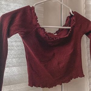 Cropped Off the Shoulder Longsleeve